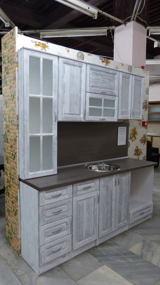 Кухни